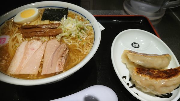 「中華そば・大＋餃子2個」@松戸富田麺絆の写真