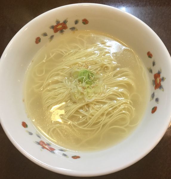 「塩ラーメン 450円」@ラーメン寺子屋 麺倶楽部の写真