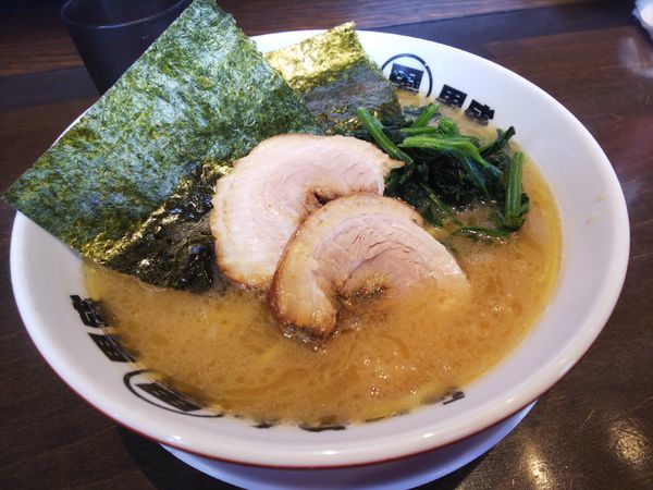 「横浜家系ラーメン800円」@らーめん男盛の写真