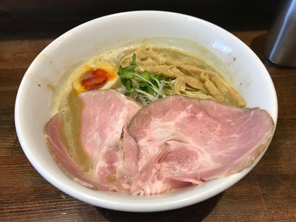 「濃厚鶏白湯ラーメン」@えびす丸の写真