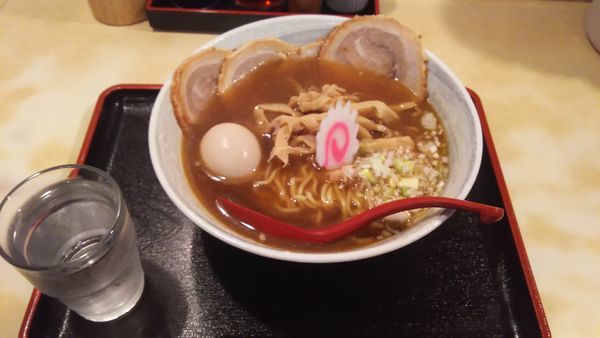 「煮干しラーメン　チャーシュー＋味玉トッピング」@栄昇らーめん 匠の写真