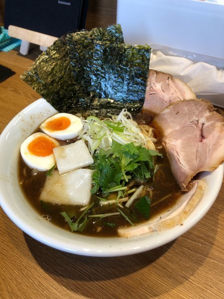 「特製淡麗醤油らーめん」@桔梗と空の写真