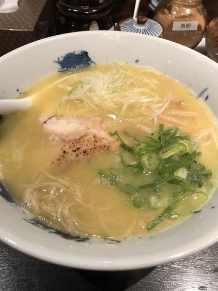 「濃厚鶏そば」@自家製麺 鶏そば 三歩一の写真