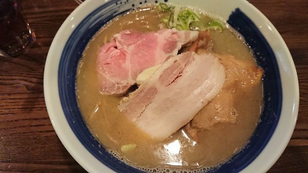 「肉拉麺 860円」@拉麺 阿吽の写真