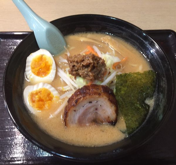 「蝦夷味噌味玉」@らーめん 天雅の写真