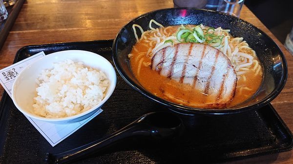 「百年味噌ラーメン810円(込)」@百年味噌ラーメン マルキン本舗 みかも店の写真