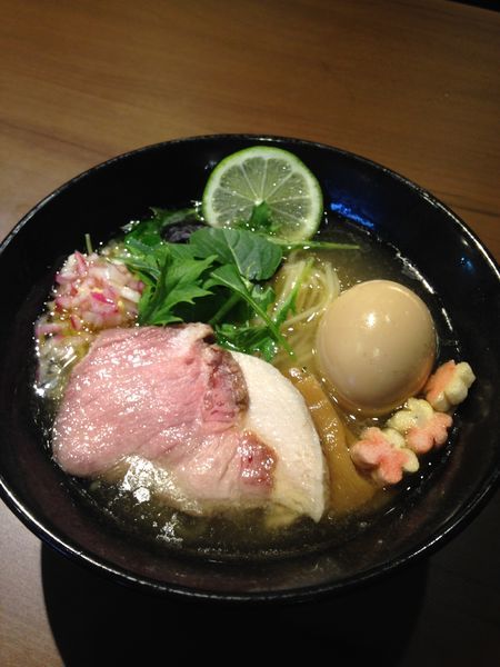 「味玉しお 900円」@RAMEN Wingの写真