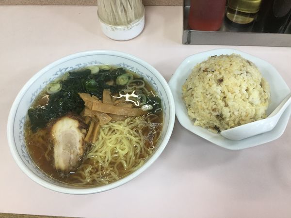 「ラーメン+セットチャーハン(¥670)」@中華料理 やまだの写真