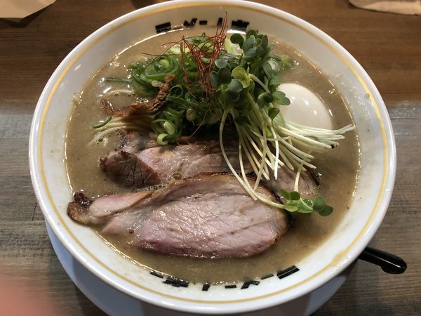 「味玉濃厚鶏そば」@ラーメンムギュ Vol.2 烏丸蛸薬師店の写真