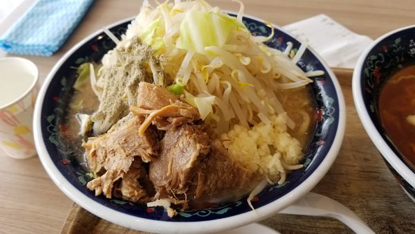 「ニボジロー　麺大盛　野菜増し」@凌駕IDEA イオンモール松本店の写真