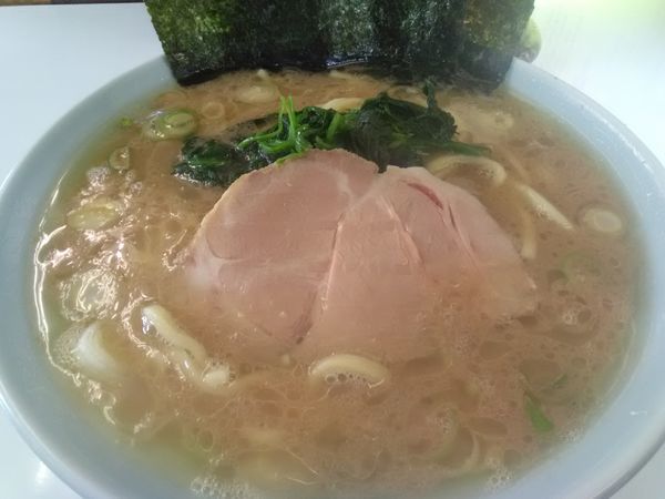 「ラーメン700円」@横浜家系ラーメン 楊喜家の写真