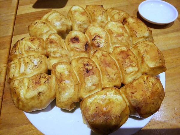 「焼餃子　480円（写真は2人前）」@ホワイト餃子 柏店の写真