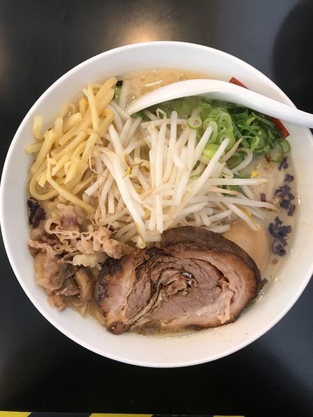 「特性白みそラーメン」@牛骨らぁ麺マタドール ANNEXの写真