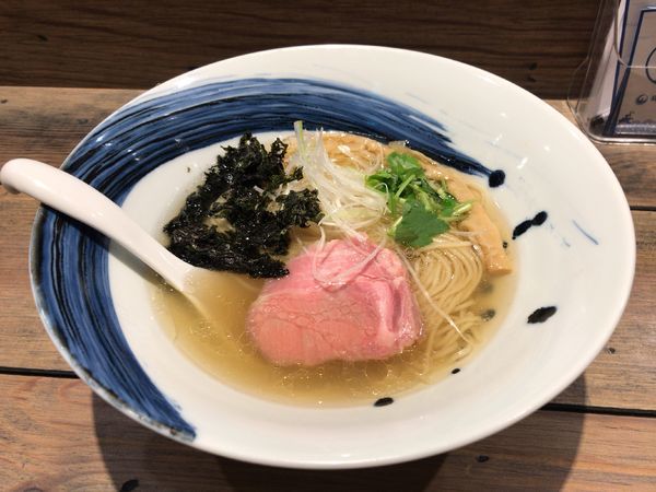 「宇和島真鯛　塩らーめん」@麺屋 翔 みなとの写真