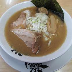 豚骨中華そば（６８０円）＋チャーシュー１００円