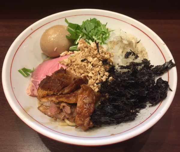 「【限定】濃厚煮干し混ぜそば＋味玉＋白飯」@零一弐三の写真