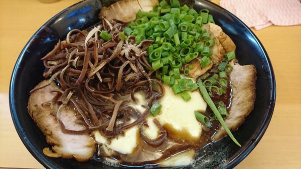 「梅吉らーめん￥800+国産ﾁﾔｰｼｭｰ￥300」@らーめん梅吉の写真