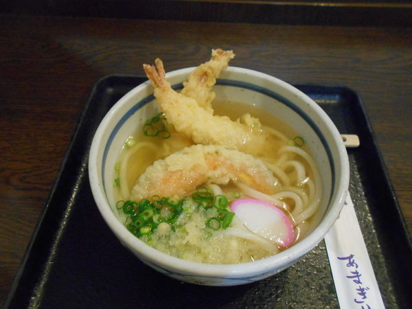 「天ぷらうどん」@天霧 平田中ノ島店の写真
