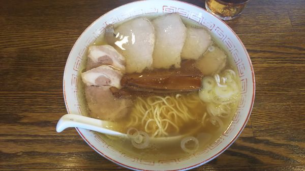 「中華そば+焼豚 850円」@中華そば さとう 大船店の写真