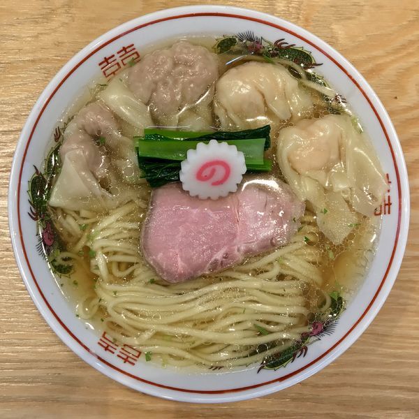 「ワンタン麺 中盛り（山椒）肉2個、海老2個 ￥1040円」@キング製麺の写真