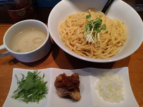 「煮干し油そば」@Noodle Maker 貴の写真