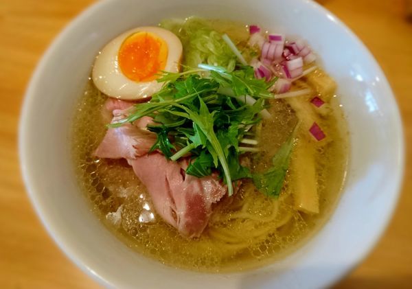 「しおらーめん」@らーめん コッコの写真