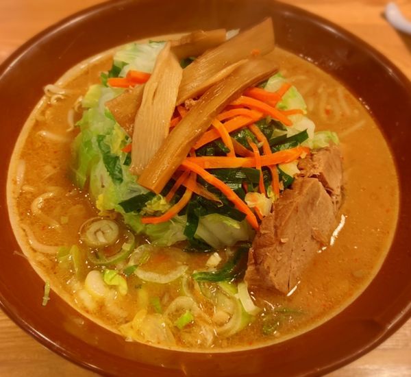 「味噌野菜大盛り」@あたりばちラーメンの写真