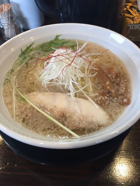 「塩ラーメン」@らぁめんkitchen けんけんの写真