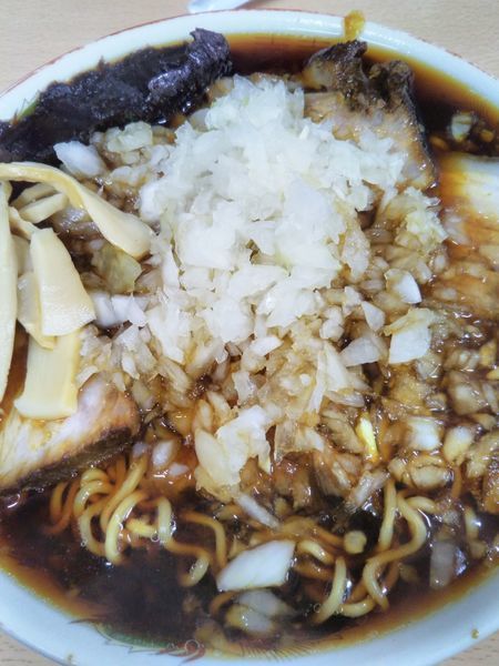 「ラーメン＋やくみ」@梅乃家の写真