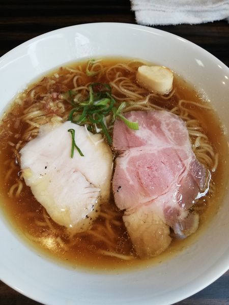 「アジ煮干中華そば」@中華そば 梟の写真