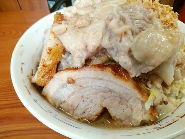 「ラーメン＋汁なし（麺少なめアブラマシマシヤサイニンニク）」@ラーメン二郎 亀戸店の写真