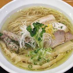 塩そば（800円）