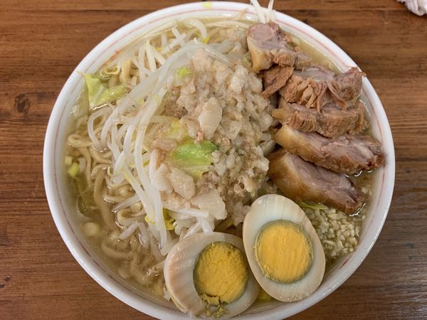 「小ブタ800円、煮玉子100円、ネギ100円」@ラーメン二郎 品川店の写真