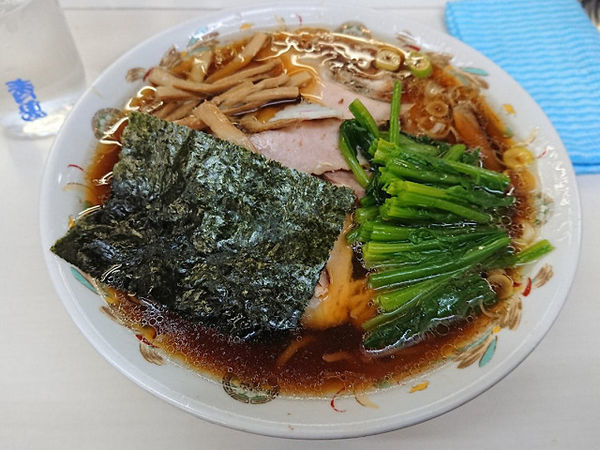 「青島チャーシュー、茹ほうれん草」@青島食堂 秋葉原店の写真