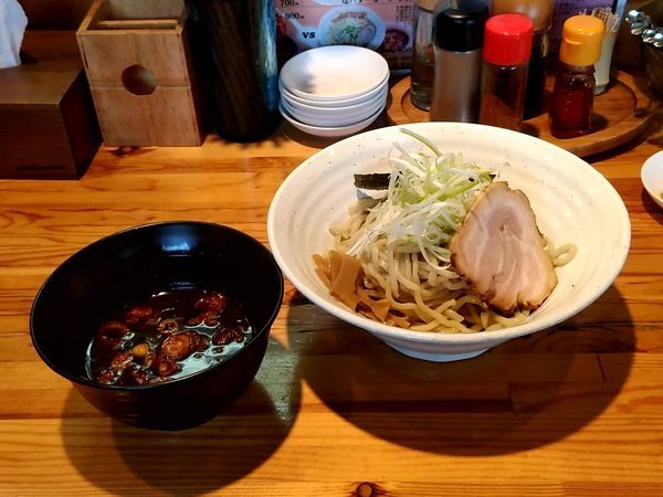 「うしおだし醤油つけめん(並盛・300g)800円」@旭川らーめん かじべえの写真