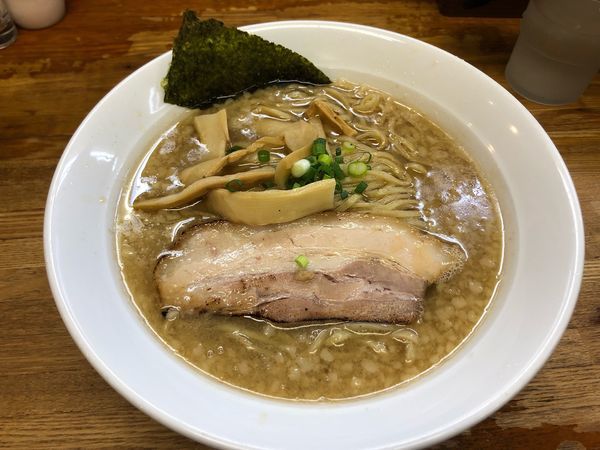 「醤油ラーメン こってり背脂 中盛」@ラーメン屋 桑原亭 東川口店の写真
