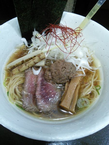 「【限定】牛骨そば　９５０円」@麺や 魁星の写真
