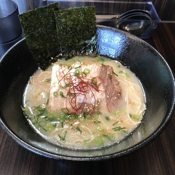 「牛骨ラーメン（￥700）」@MONG MONGの写真