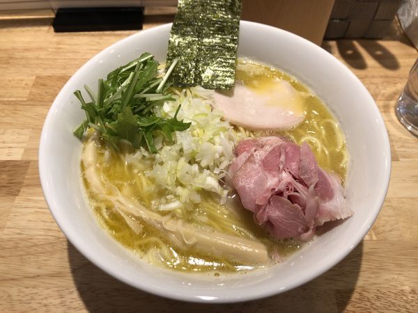 「鶏白湯らーめん（麺大盛）塩」@麺屋 れんしんの写真