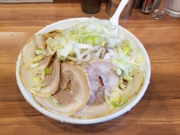 「しょうゆチャーシューめん＋もやし」@こってりらーめん なりたけ 池袋店の写真