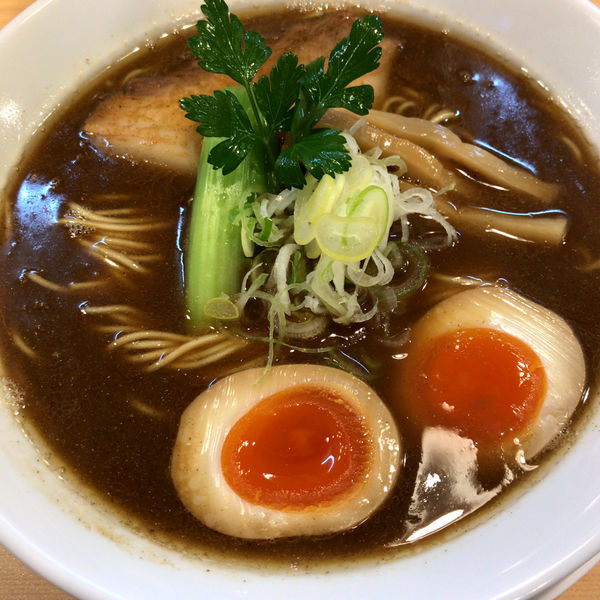 「煮干し醤油そば(ハード)　880円」@らーめんDINING れんげの写真