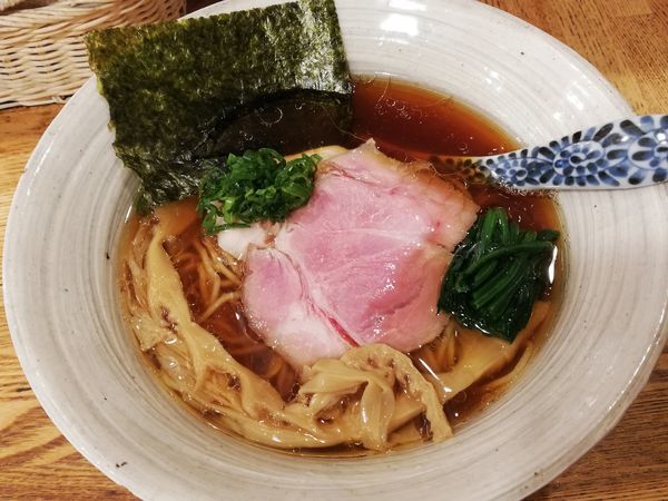 「醤油そば」@中華そば きなりの写真