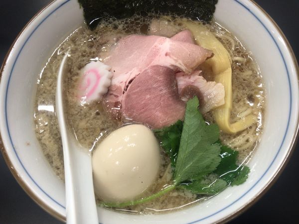 「背脂魚介そば(各日限定100食)＋味玉」@中華そば 四つ葉 全国味の逸品会の写真