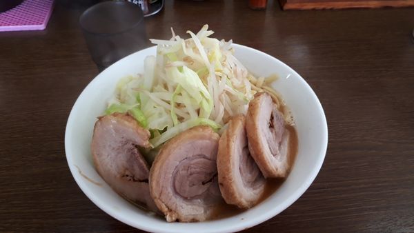 「郎麺　+豚大盛り　+野菜増し」@らーめん 旭郎山の写真
