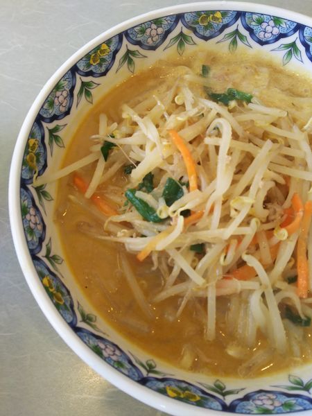 「みそラーメン￥800」@中華料理 東苑 富岡店の写真