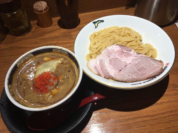 「辛い煮干つけそば 中盛・１辛（基本）」@NIBOSHI TSUKEMEN 凪 新宿ゴールデン街店新館の写真