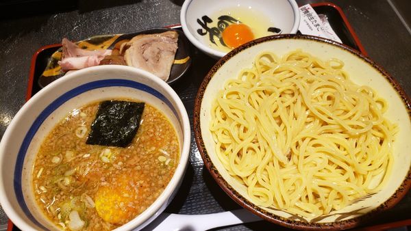 「もりそば＋柏幻霜ポーク叉焼＋生卵」@松戸富田麺絆の写真