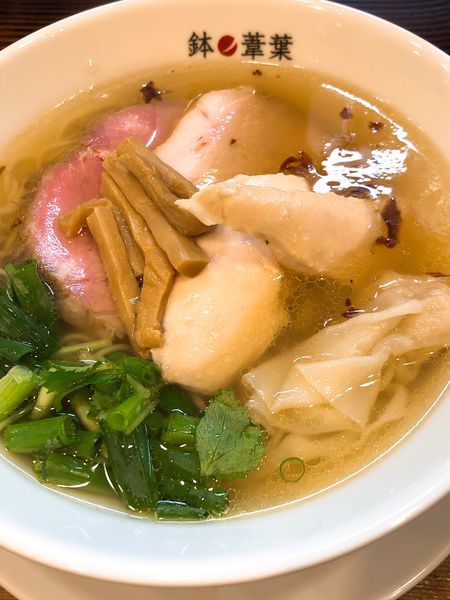 「塩ちゃーしゅー麺 ¥1000」@らーめん 鉢ノ葦葉の写真