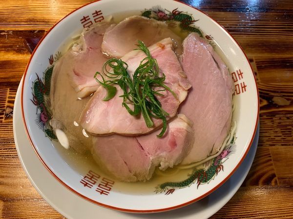 「茶鶏塩の黒豚焼豚麺1000円」@柴崎亭 梅丘店の写真