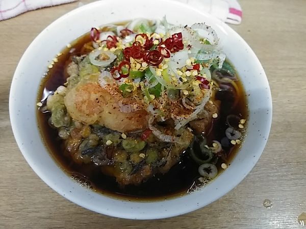 「ジャンボゲソそば」@一由そば 日暮里店の写真